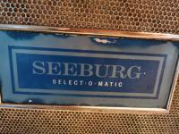 Reparatur einer Seeburg Jukebox 