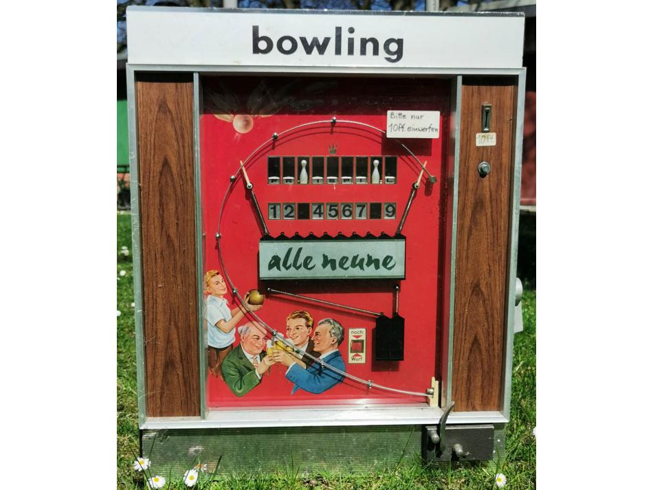 Automat Bowling - Alle Neune Automat Bowling - Alle Neune