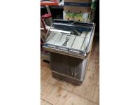 Wurlitzer 2300 mittleres Logo Krone und untere Rückwand