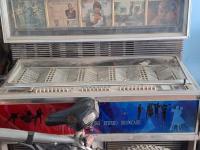 En venta jukebox Seeburg Stereo Showcase SS160 año 66-67s