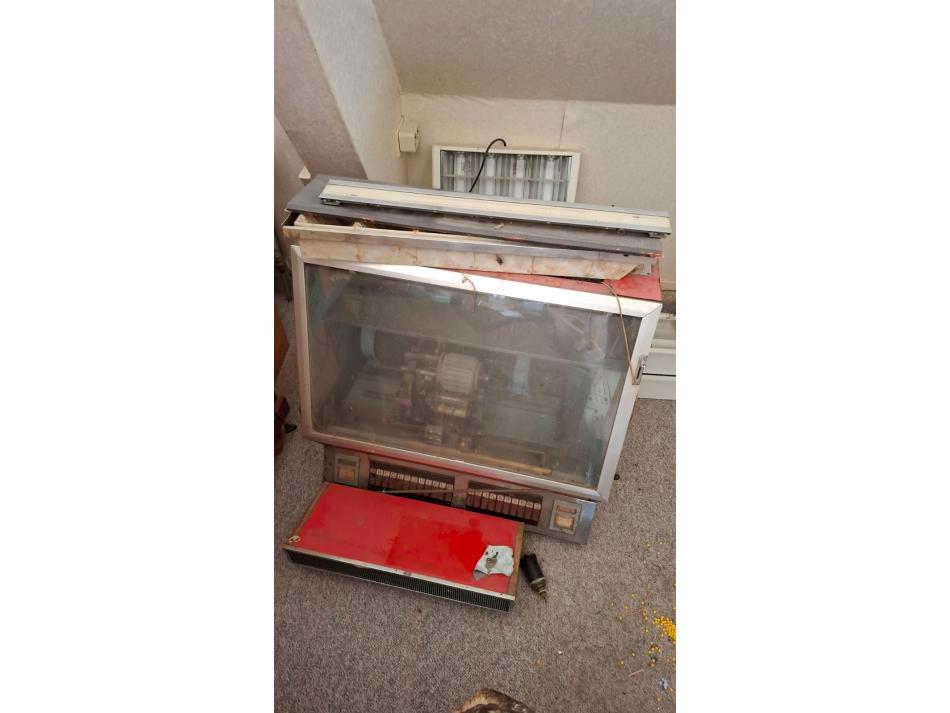 Ich suche für Beromat Harmonie 120 wm jukebox ein stereo Verstärke Ich suche für Beromat Harmonie 120 wm jukebox ein stereo Verstärke